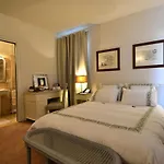 Mulino Dell'abbazia Country Bed and breakfast 4*