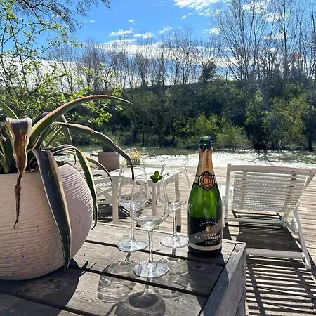 Mulino Dell'abbazia Country Bed and Breakfast 4*